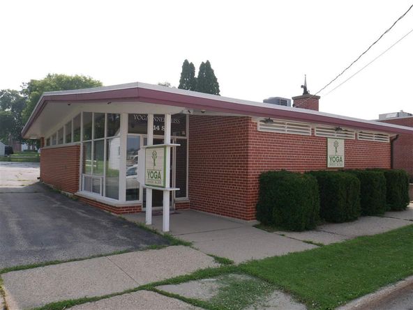 114 S Franklin St, Janesville, WI 53548